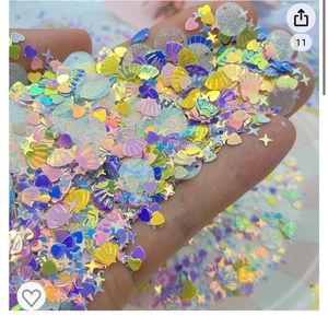 Seashell confetti